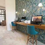 Mirabel Citycenter Hotel 2*