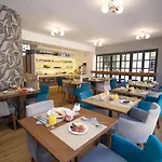 Mirabel Citycenter Hotel