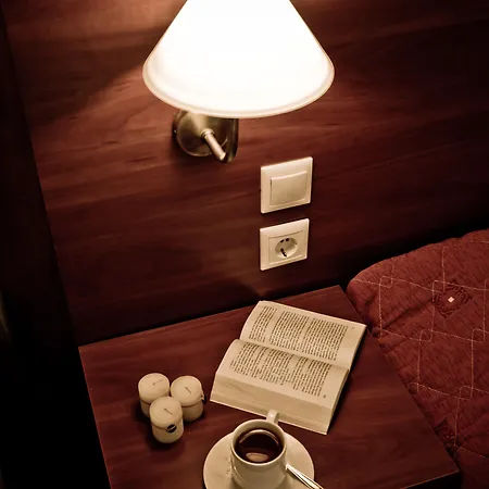 Hotel Mirabel Citycenter 2*