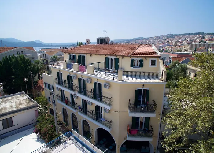 Mirabel Citycenter 2* Argostoli (Kefalonia)